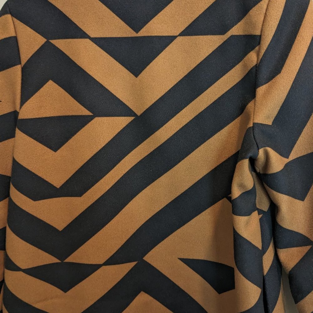 H&M Geometric Tan & Black Blazer Jacket Size 2 - Picture 4 of 4